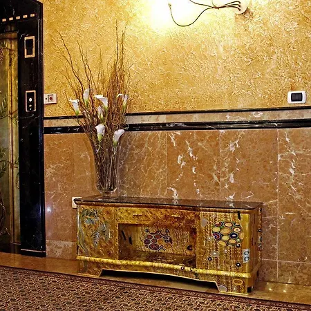 Luis Hotel 4*