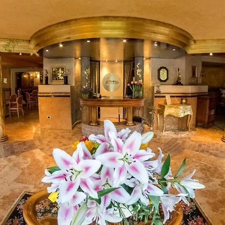 Luis Hotel